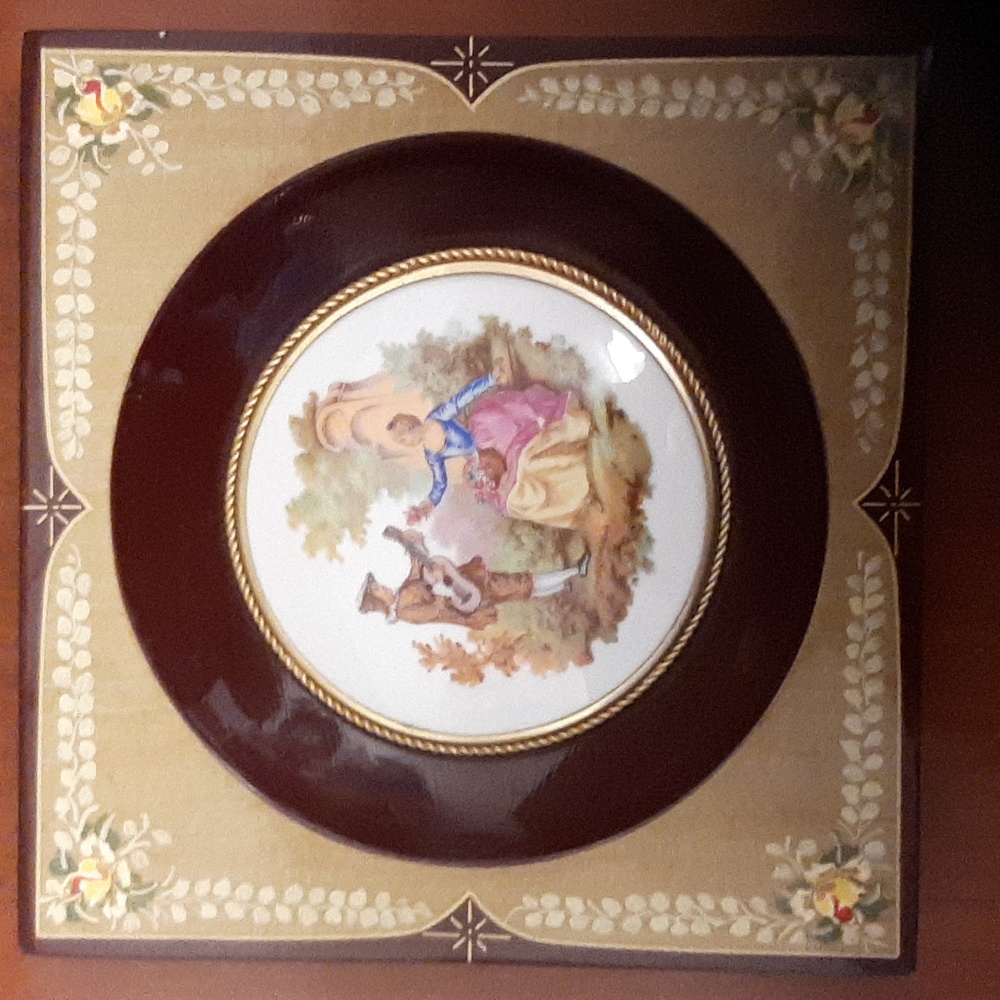 Limoge Fragonards plate set in Madrid frame